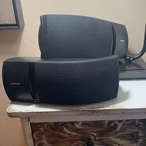 Bose 161 Speaker System (Pair) - Black. Incl mounting brackets & hardware.